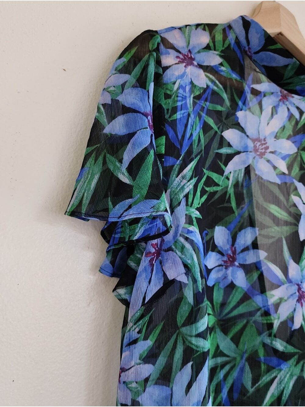 Forever 21 Sheer Floral Mock Neck Open Back Tie Waist Mini Dress - Picture 6 of 15